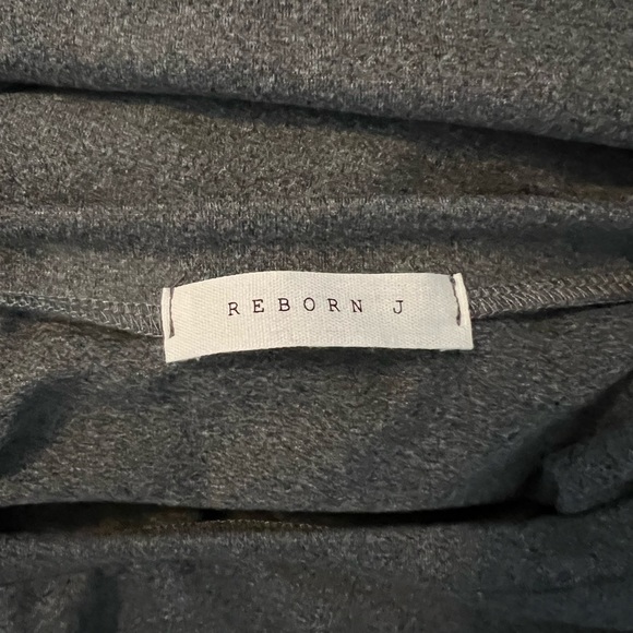 NWOT Reborn J Gray Dress w/ Side Ruching, Large, Very Soft! - Picture 4 of 5